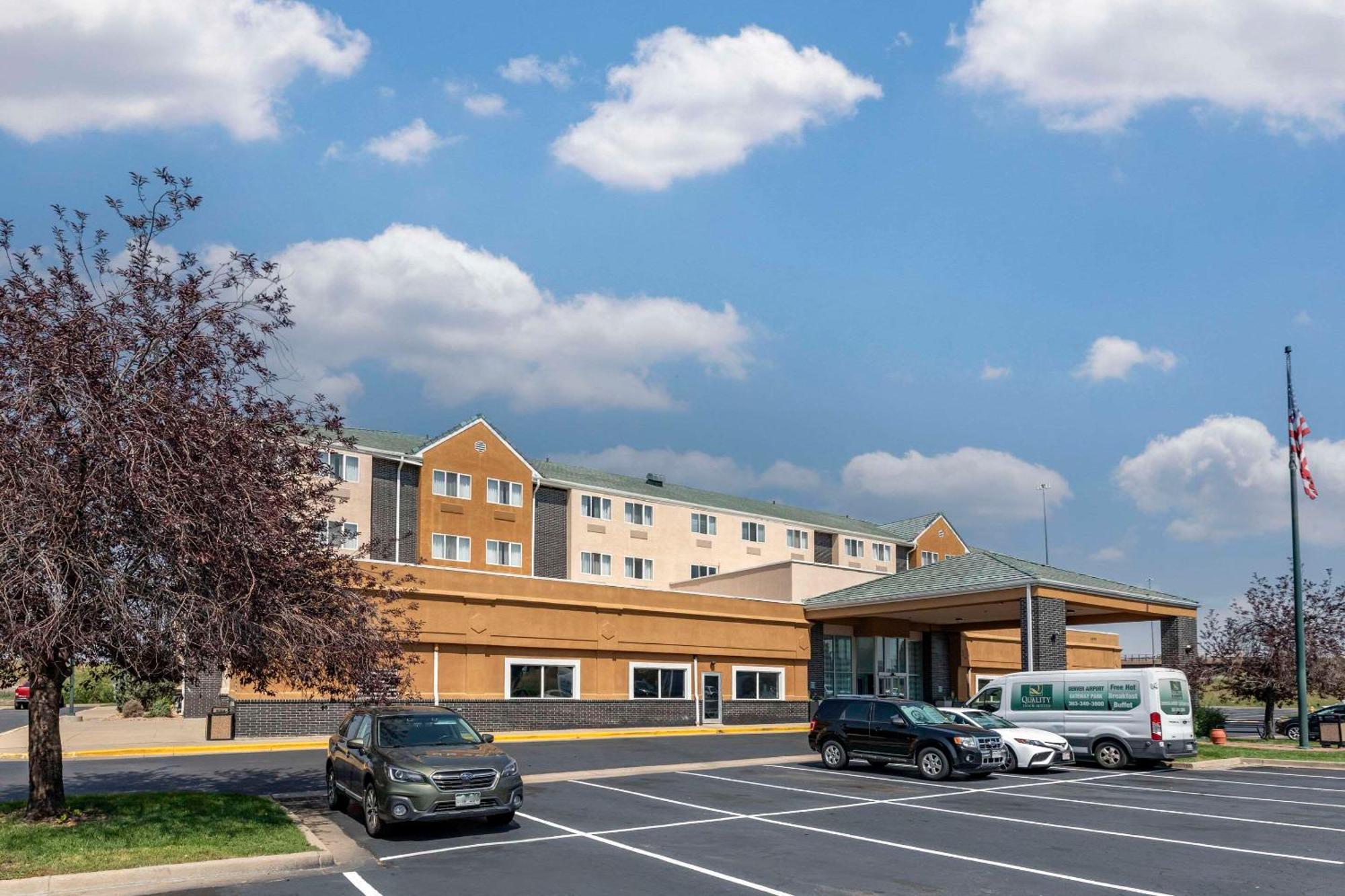 Quality Inn & Suites Denver Airport - Gateway Park Aurora Exterior foto